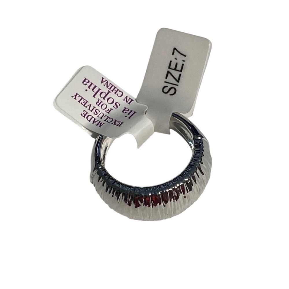 Lia Sophia Textured Dome Ring Womens Size 7 Silver Tone‎ Modernist Ribbed Band
